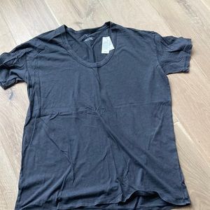 Aerie t shirt